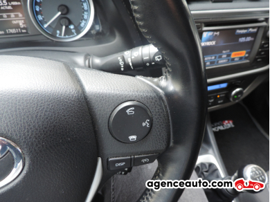 Toyota Auris Touring Sport — 29