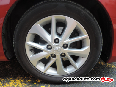 Toyota Auris Touring Sport — 34