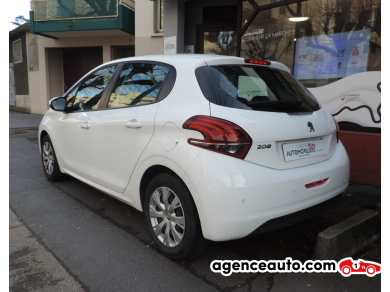Peugeot 208 — 6