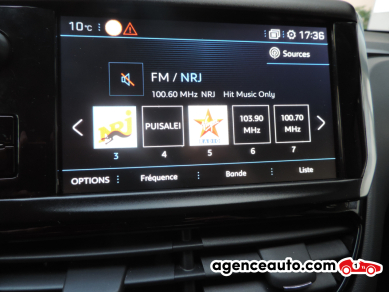 Peugeot 208 — 23