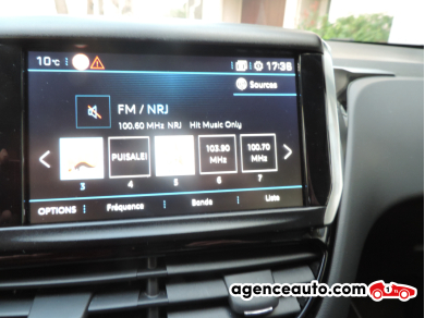 Peugeot 208 — 24