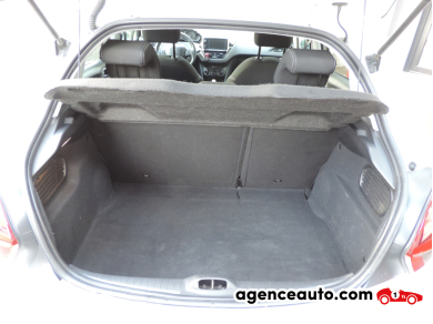 Peugeot 208 — 9