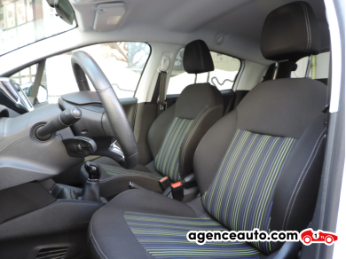 Peugeot 208 — 15