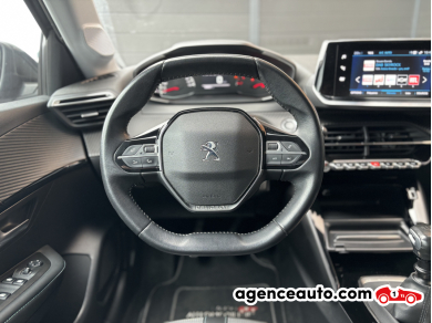 Peugeot 208 — 10