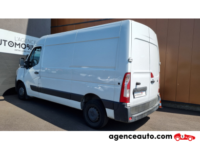 Renault Master — 9