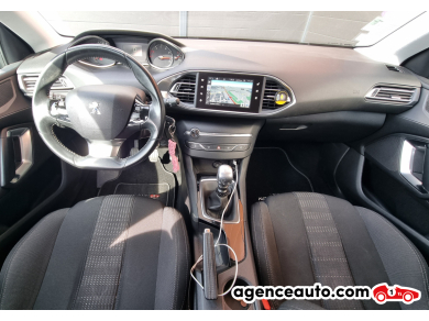 Peugeot 308 — 10