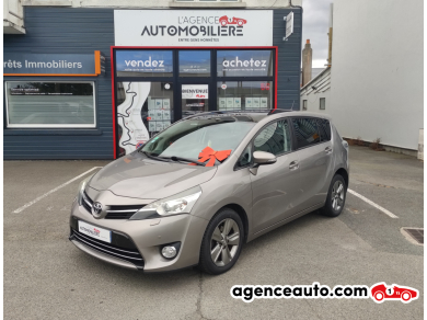 Achat voiture occasion, Auto occasion pas cher | Agence Auto Toyota Verso 1.6 D-4D 112 ch BVM6 STYLE (Attelage + 7 pl) Gris Année: 2015 Manuelle Diesel