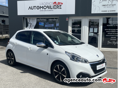 Achat voiture occasion, Auto occasion pas cher | Agence Auto Peugeot 208 1.2 PureTech 110 ch TECH EDITION EAT6 - 1ere MAIN - KIT DISTRIBUTION NEUF - Blanc Année: 2018 Automatique Essence