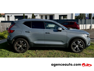 Volvo XC40 — 4