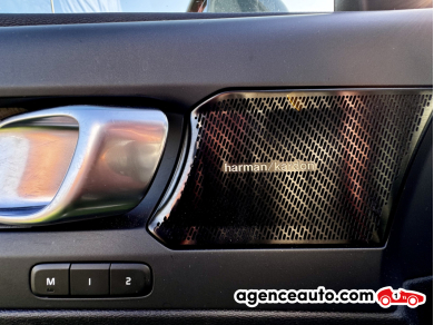 Volvo XC40 — 22