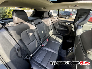 Volvo XC40 — 16
