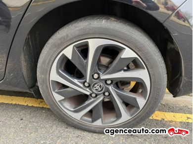 Toyota Auris — 15