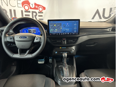 Ford Focus SW — 12