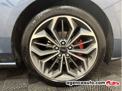 Ford Focus SW — 26