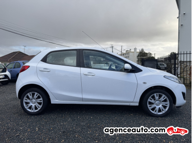 Mazda Mazda 2 — 4
