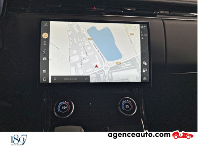 Land Rover RANGE — 17