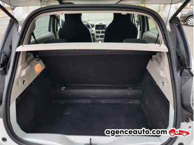 Renault Zoe — 18