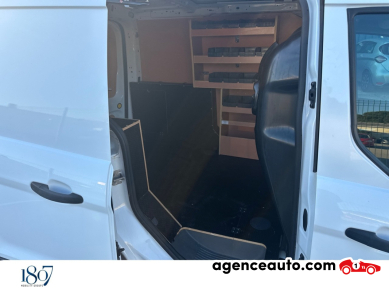 Ford Transit Connect — 12