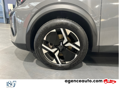 Peugeot 2008 — 8