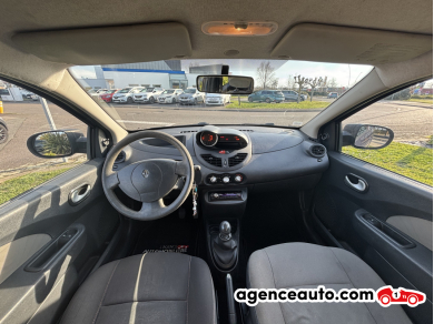 Renault Twingo — 13