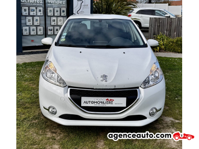Peugeot 208 — 2