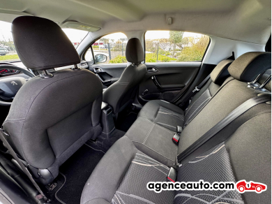 Peugeot 208 — 14