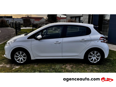 Peugeot 208 — 8