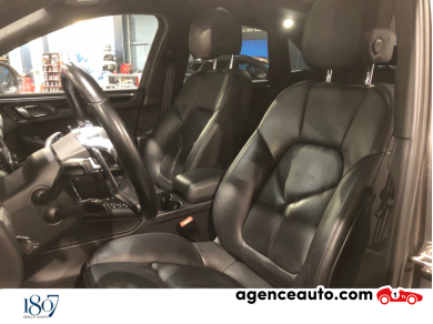 Porsche Macan — 12