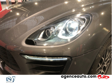 Porsche Macan — 30
