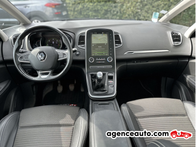 Renault Grand Scenic — 16