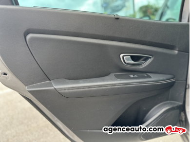 Renault Grand Scenic — 36