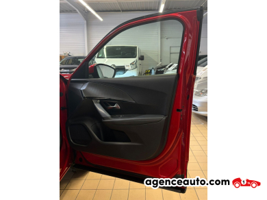 Peugeot 2008 — 30