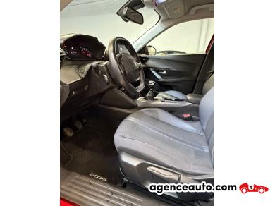 Peugeot 2008 — 14