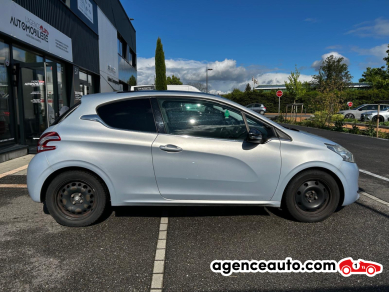 Peugeot 208 — 8