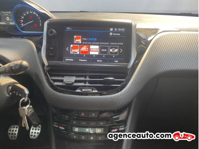 Peugeot 2008 — 14