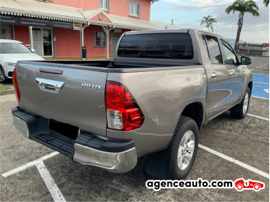Toyota Hilux — 14