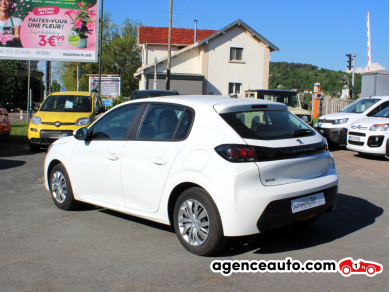 Peugeot 208 — 5