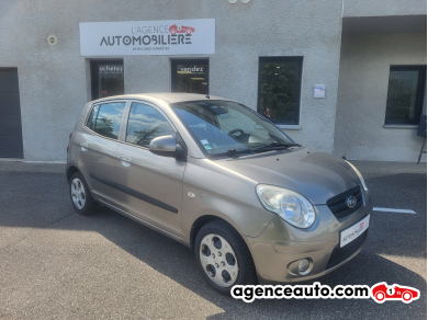 Achat voiture occasion, Auto occasion pas cher | Agence Auto Kia Picanto Phase 2 1.1 12V 65 cv Idéal jeune conducteur Faible kilométrage Gris Année : 2009 Manuelle Essence