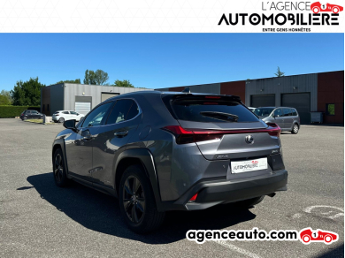 Lexus UX — 5