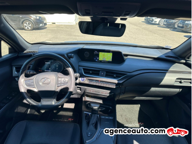 Lexus UX — 17