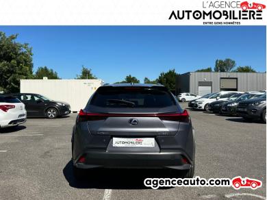 Lexus UX — 4