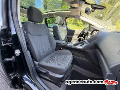 Peugeot 3008 HYbrid4 — 12