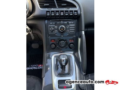 Peugeot 3008 HYbrid4 — 15