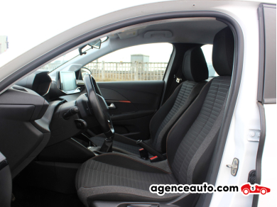 Peugeot 208 — 9