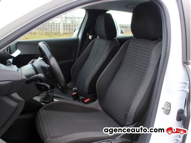 Peugeot 208 — 22