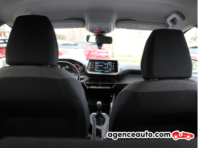 Peugeot 208 — 25