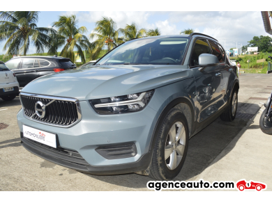 Volvo XC40 — 4