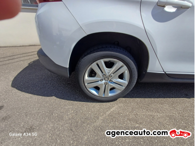 Peugeot 2008 — 24