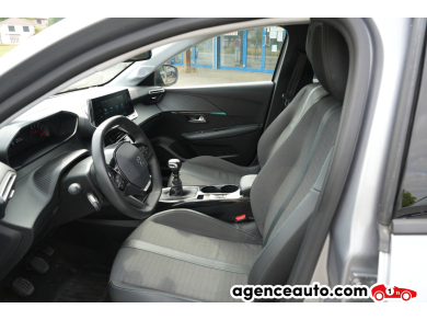 Peugeot 208 — 33