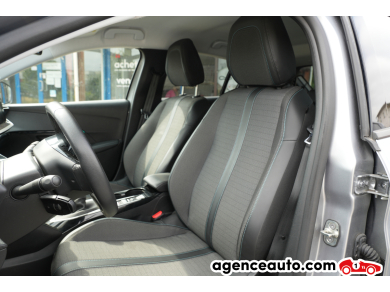 Peugeot 208 — 15